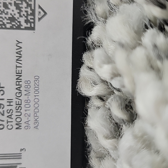 Converse High Top Brand new size junior 6=size women's 8. - Picture 13 of 13